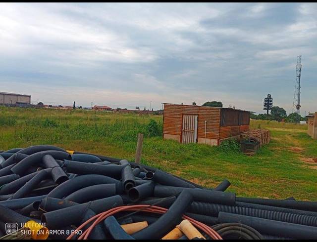 LAND FOR SALE IN DAWN PARK EXT